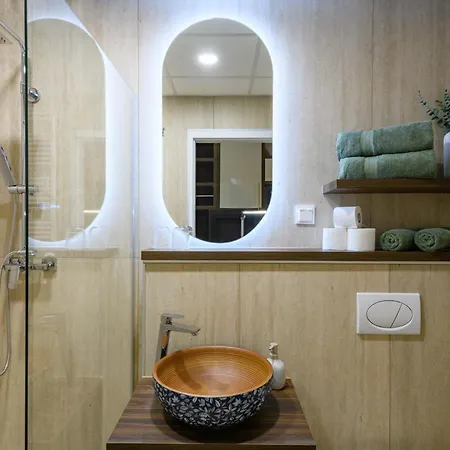 Bed and breakfast Holidays Storia 3*